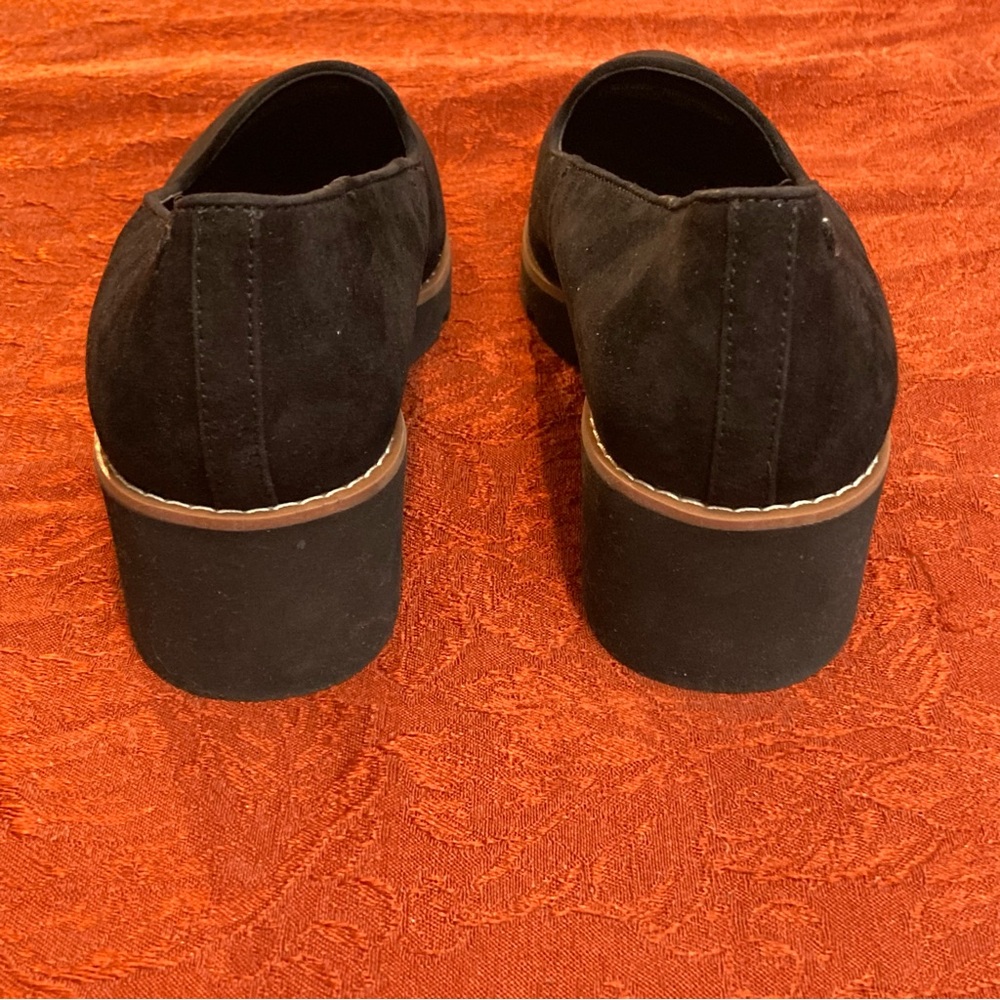 VIONIC  WOMENS WILLA WEDGE BLACK WATER REPELLENT SUEDE SIZE 8 WIDE NWOB - Picture 4 of 11